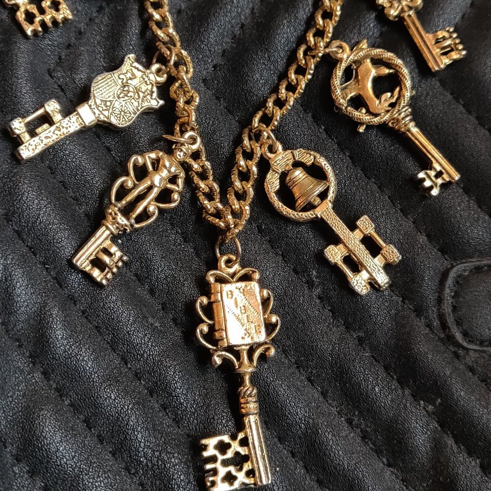 Bracelet of Keys